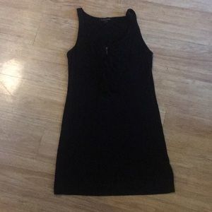 Super cute little black dress!